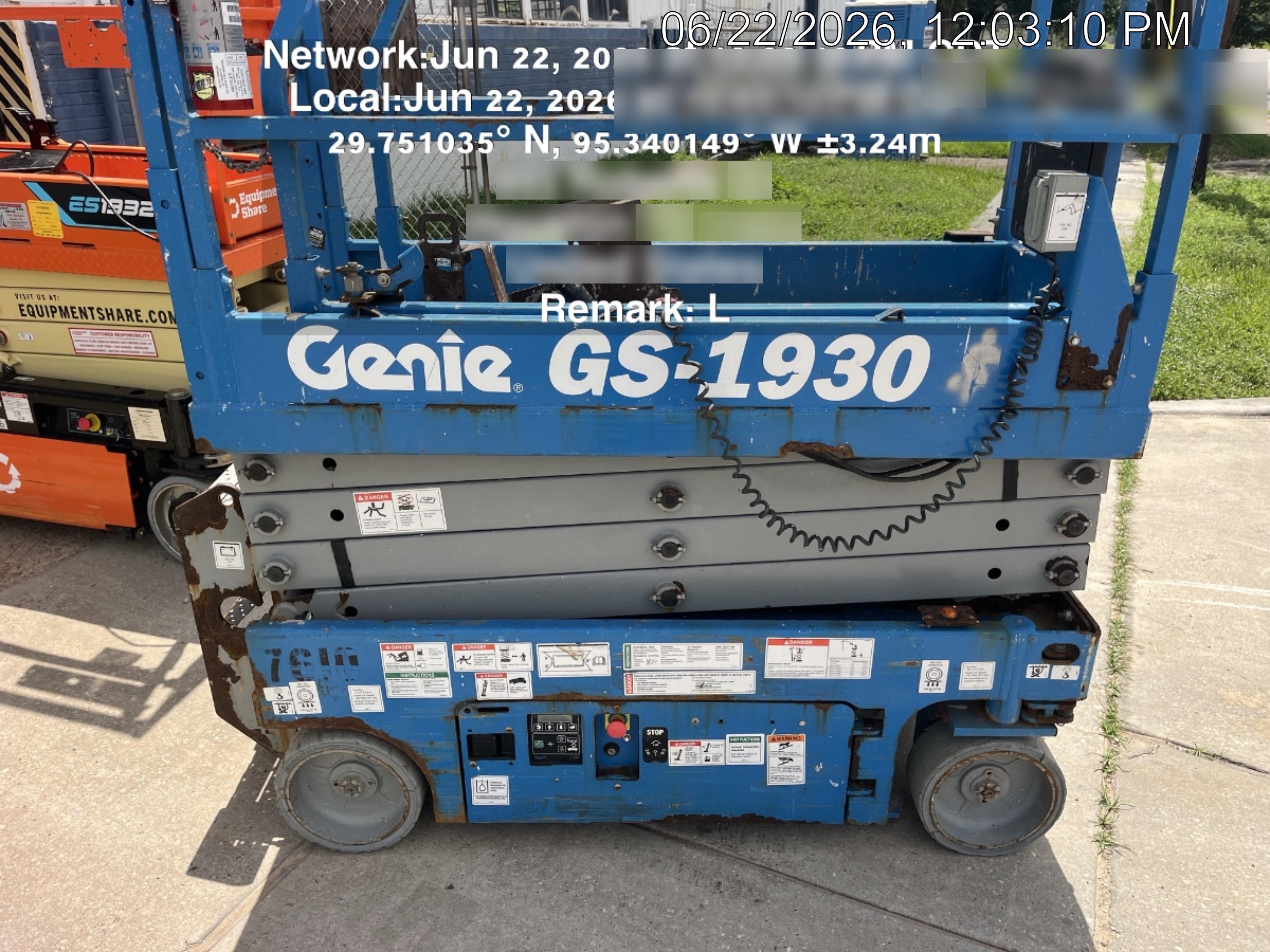 2017 Genie GS-1930 Genie GS-1930 Lift w/Fixed Rail and Chain Entry