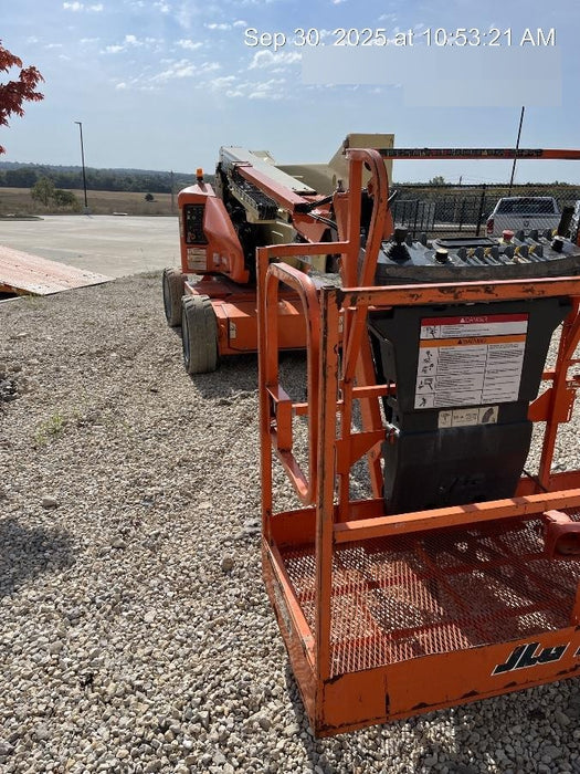 2019 JLG E450AJ