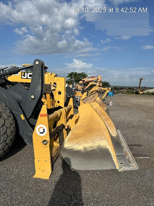 2017 FLECO 2.5 cu yd  Bucket, Wheel Loader -Fleco