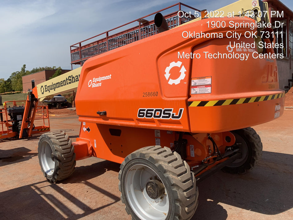 2022 JLG 660SJ