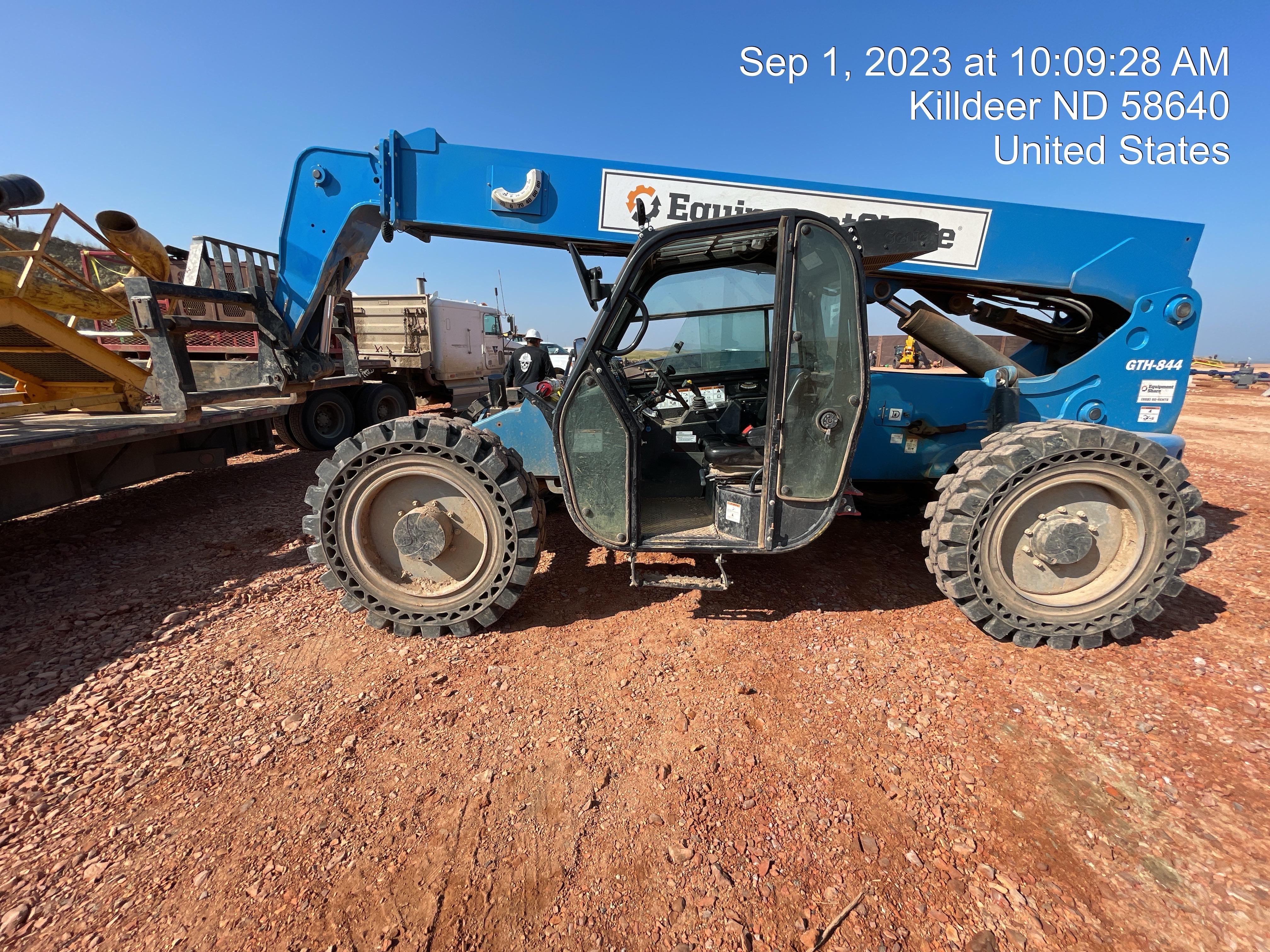 2022 GENIE GTH-844