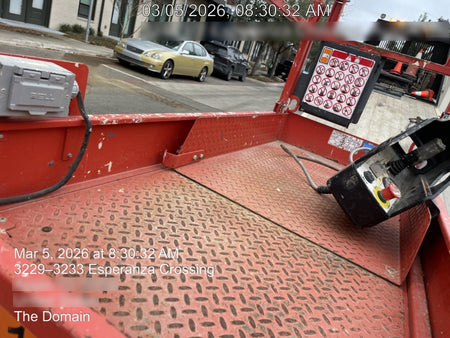 2020 Skyjack SJIII-3219 Solid NM Tires, Half height spring hinged entry gate, Dual Beacons, 800W Inverter