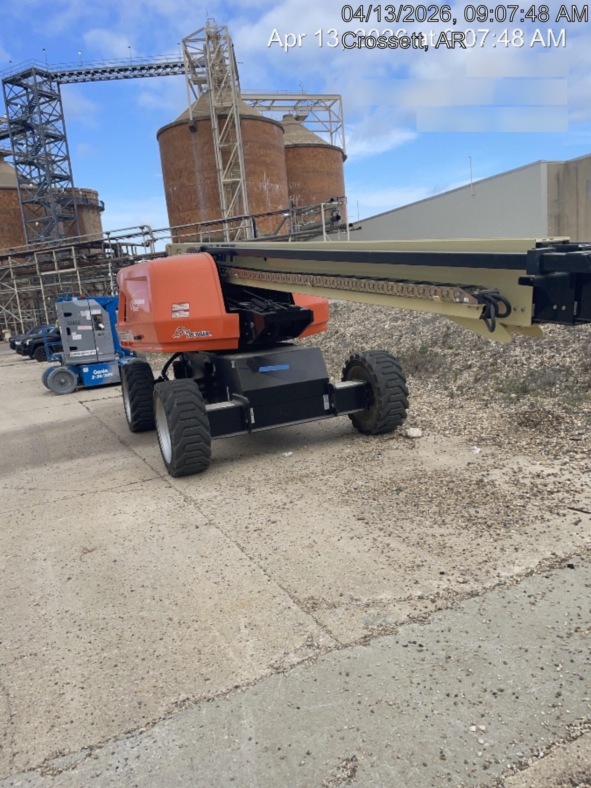2024 JLG 660SJ