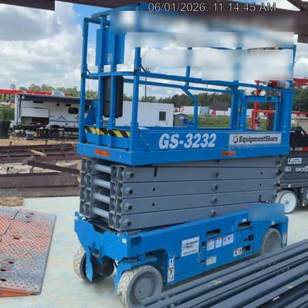 2023 GENIE GS-3232