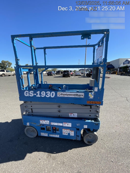 2020 Genie GS-1930 Solid Non Marking Tires, Beacon, Folding rails with half height swing gate, 800W Inverter