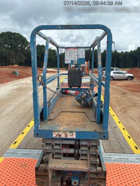 2019 Genie GS-1930 Fixed rails with chain Entry