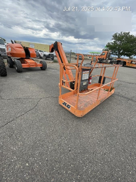 2019 JLG 460SJ Pneumatic Tires