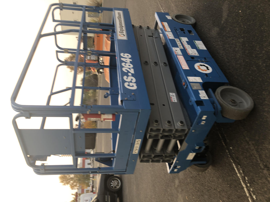 2019 Genie GS-2646 folding rails with full height swing gate