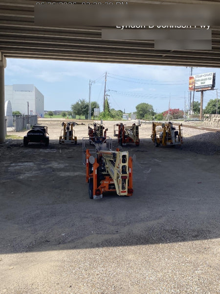 2022 JLG T350