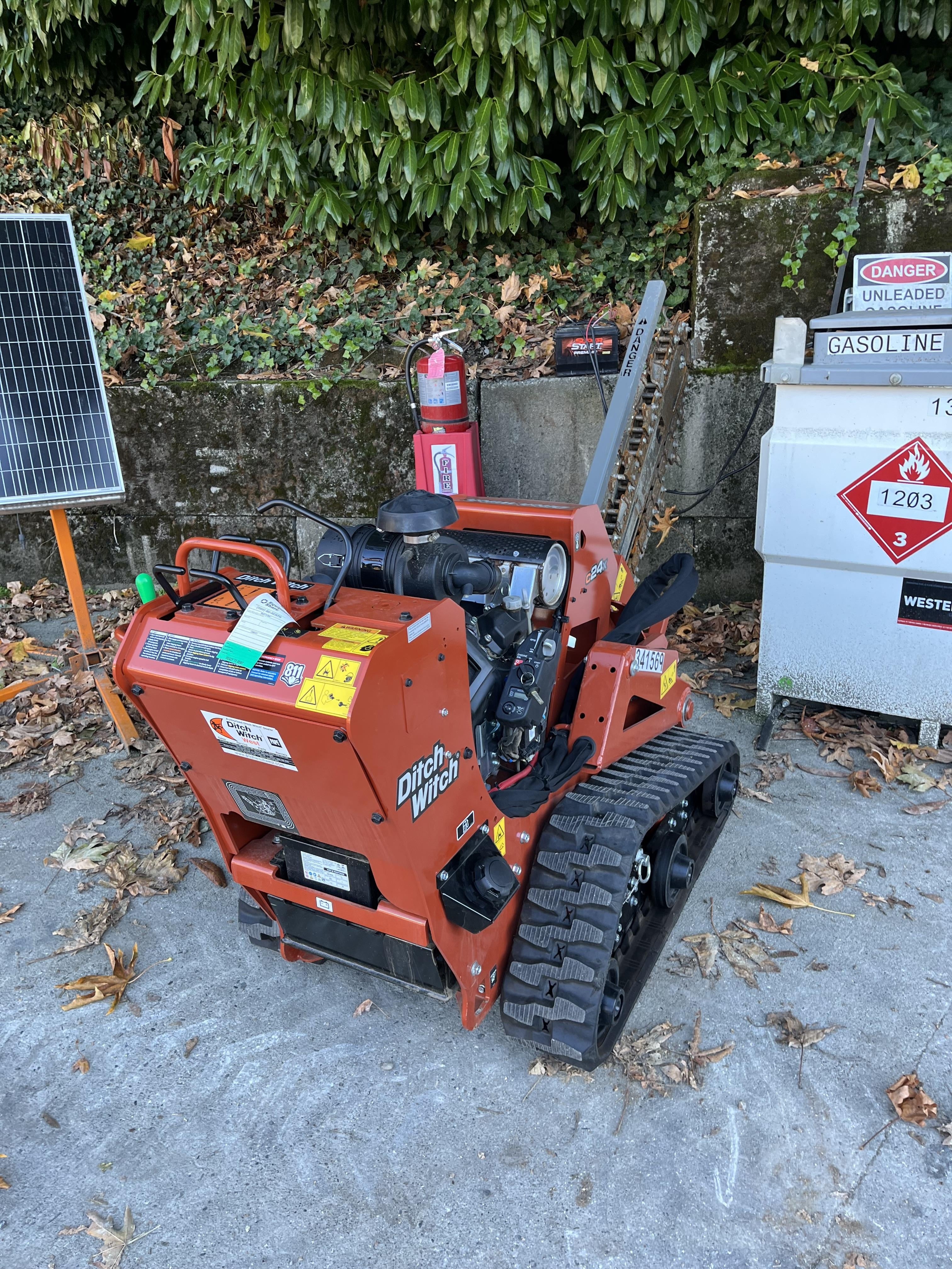 2023 DITCH WITCH C24XA