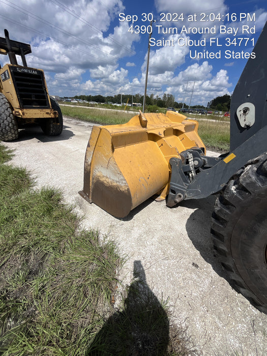 2017 FLECO 2 cu yd  Bucket, Wheel Loader -Fleco