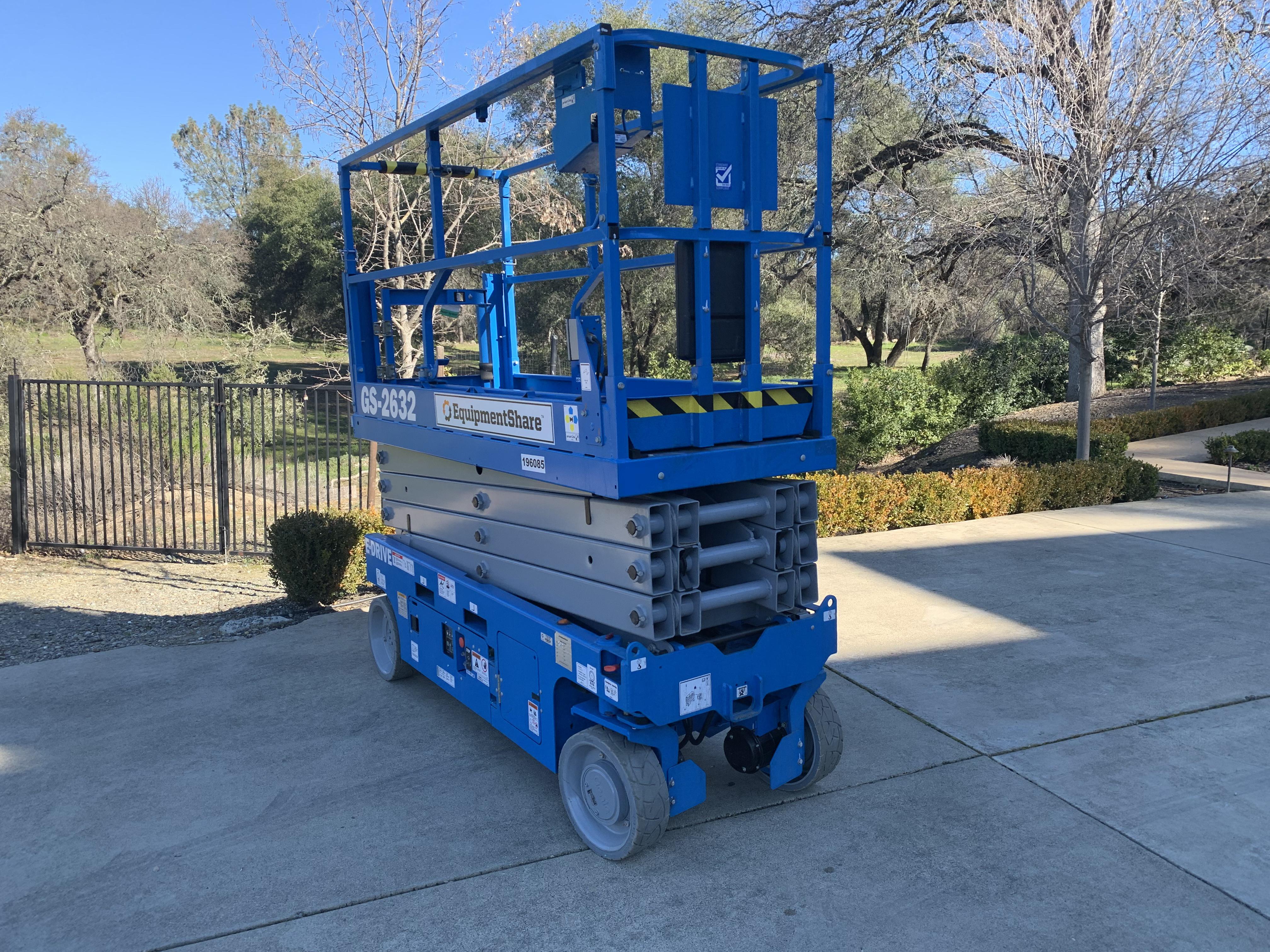 2021 GENIE GS-2632