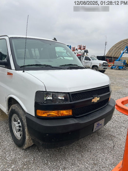 2023 CHEVROLET Express Van - Rental