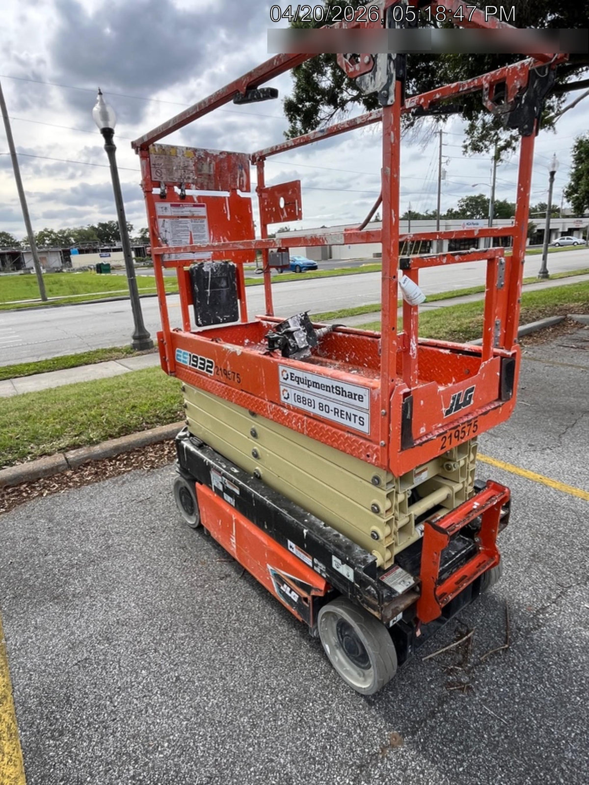2022 JLG ES1932