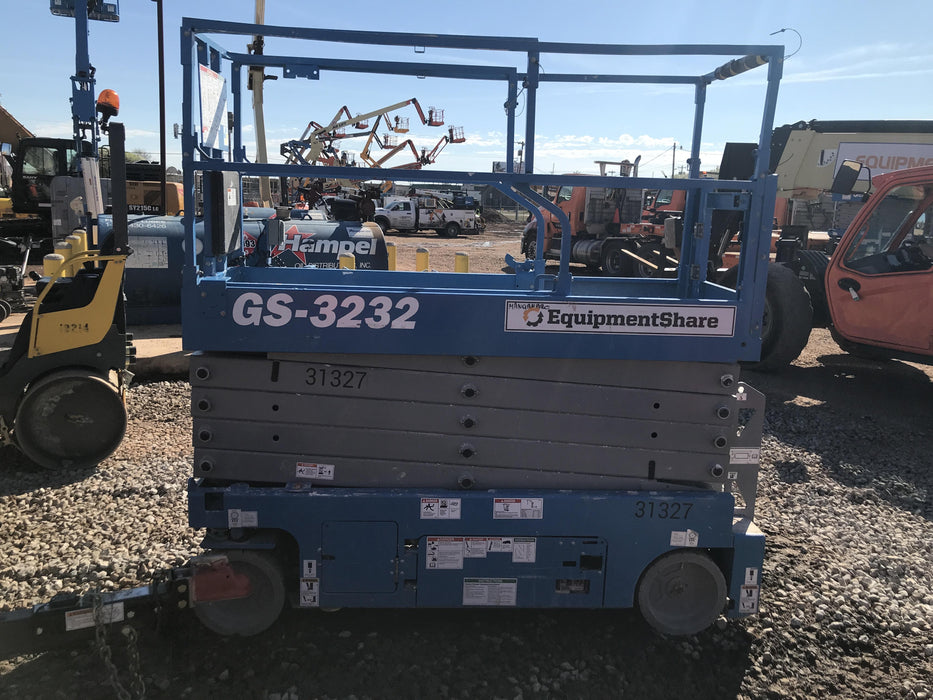 2019 Genie GS-3232 Genie GS-3232 Scissor Lift w/Standard Options