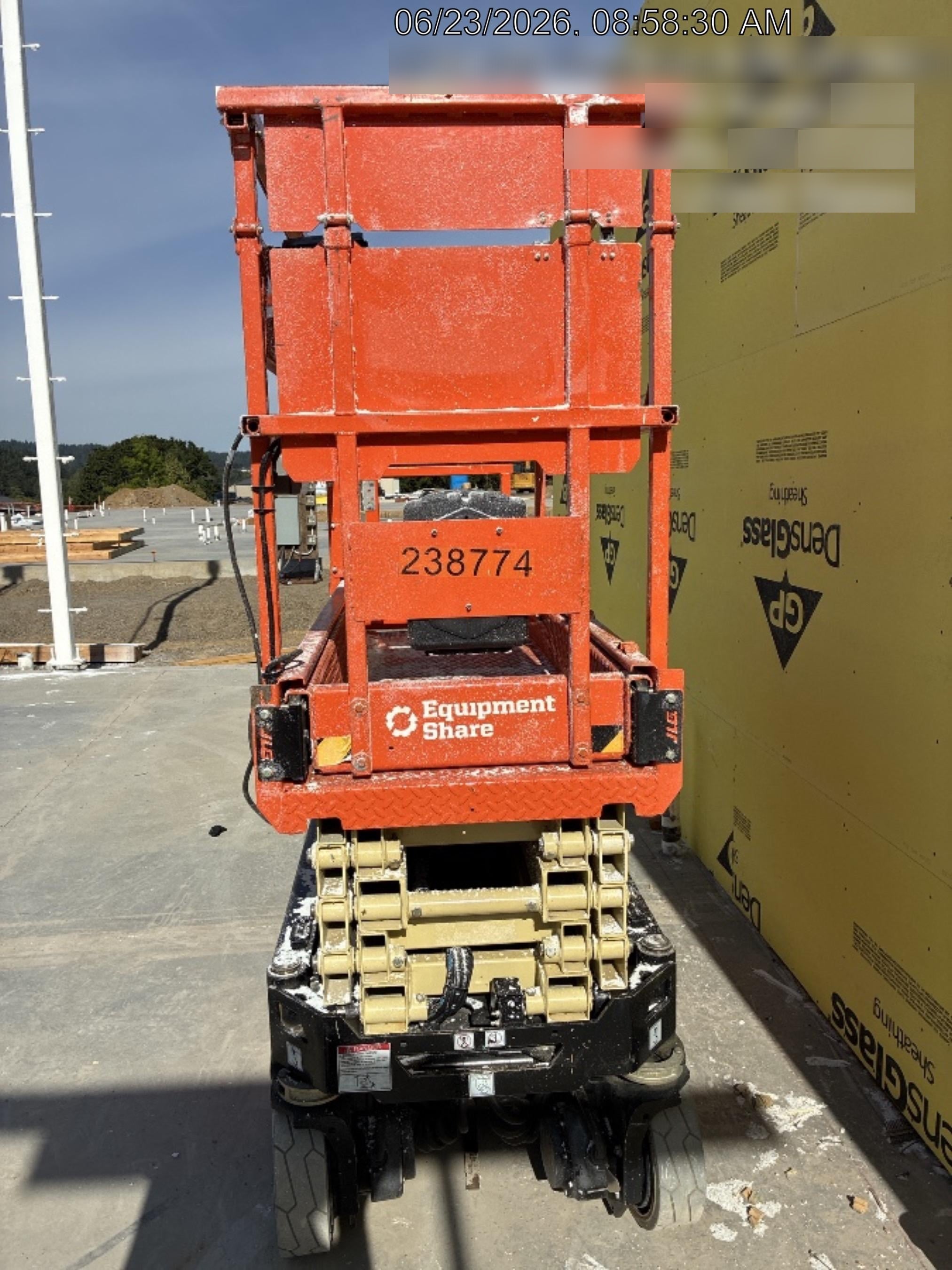 2022 JLG ES1932