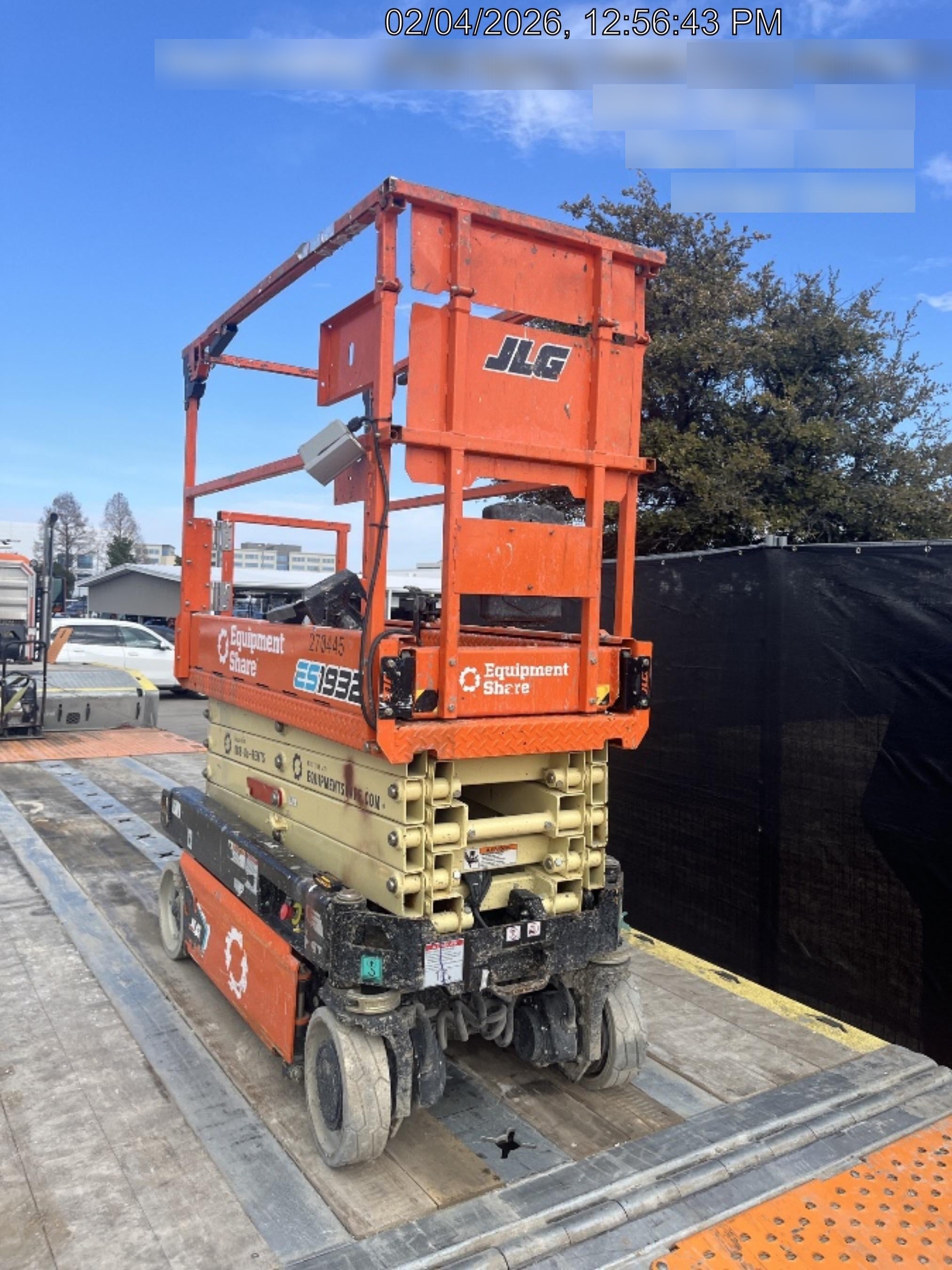 2022 JLG ES1932