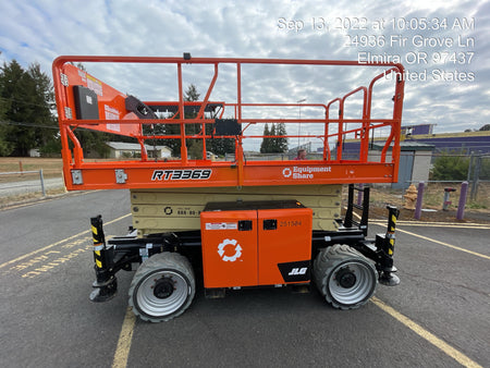 2022 JLG RT3369
