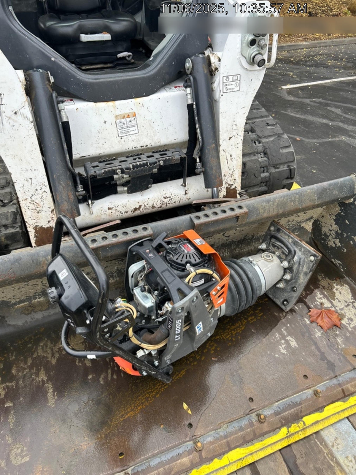 2024 HUSQVARNA LT6005