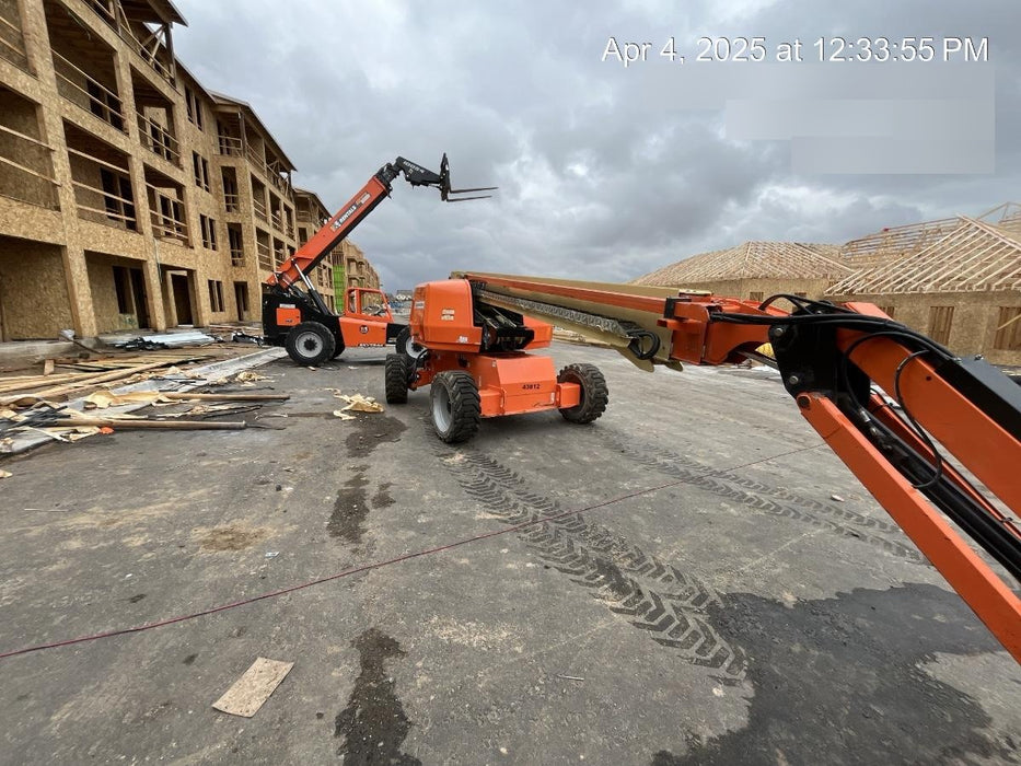 2019 JLG 660SJ