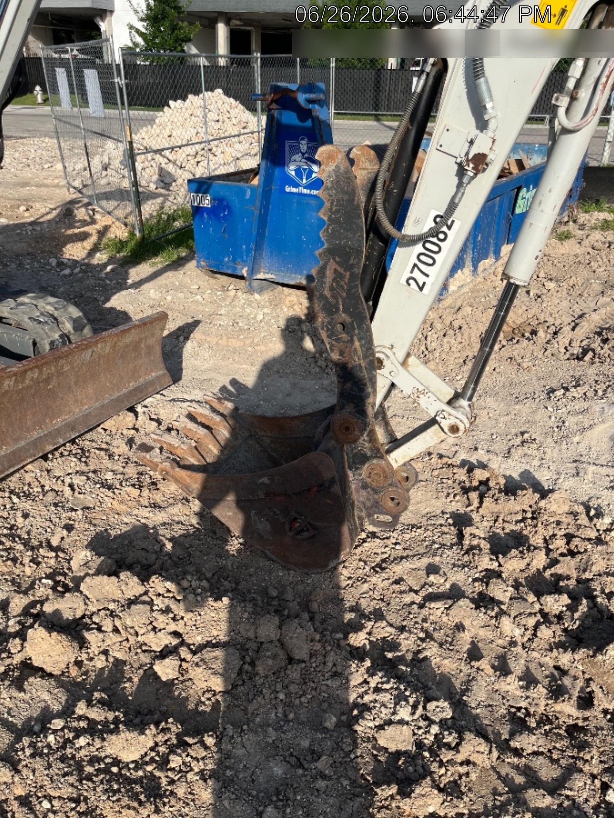2022 TAKEUCHI TB250-2R