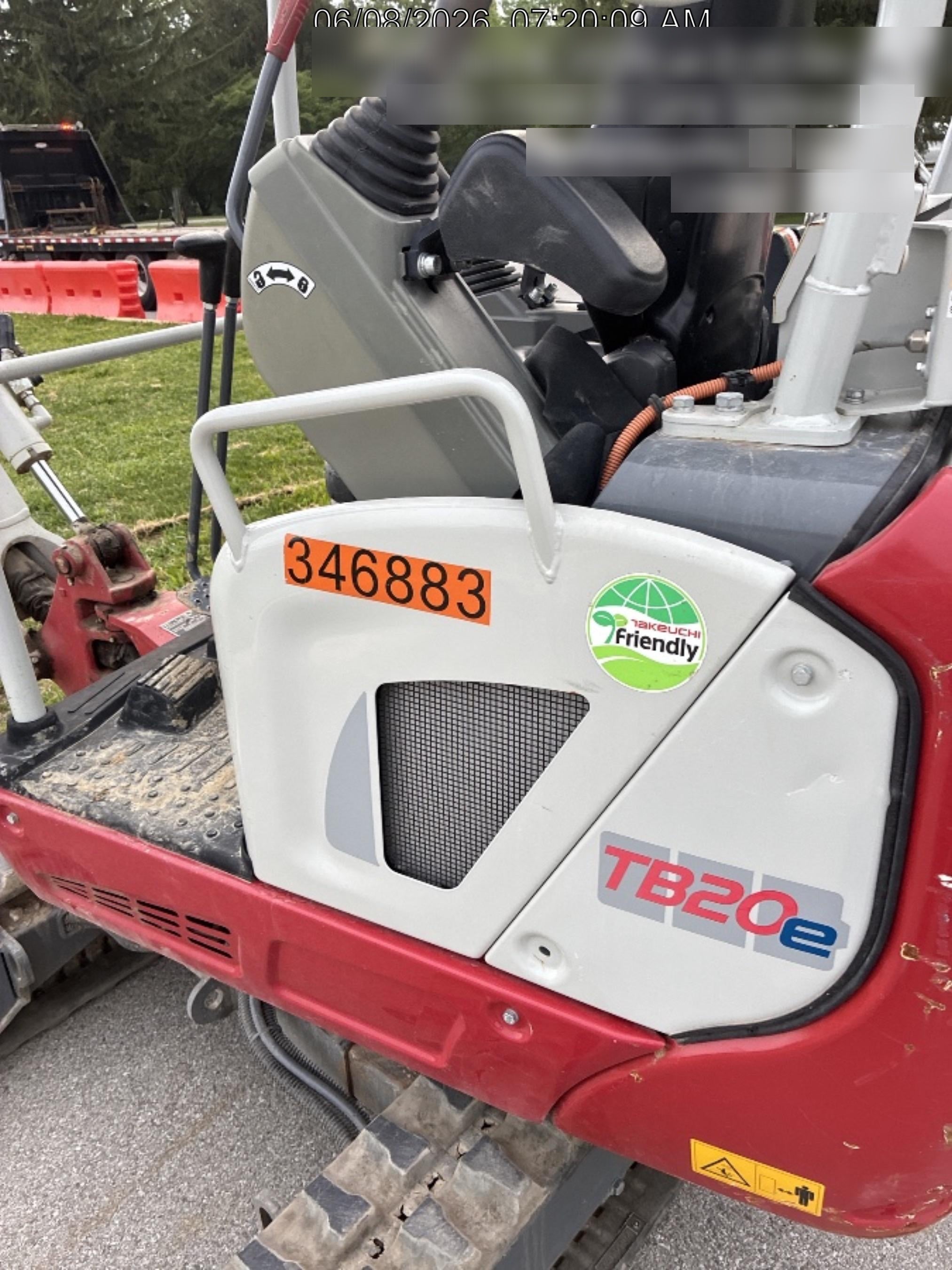 2023 TAKEUCHI TB20e