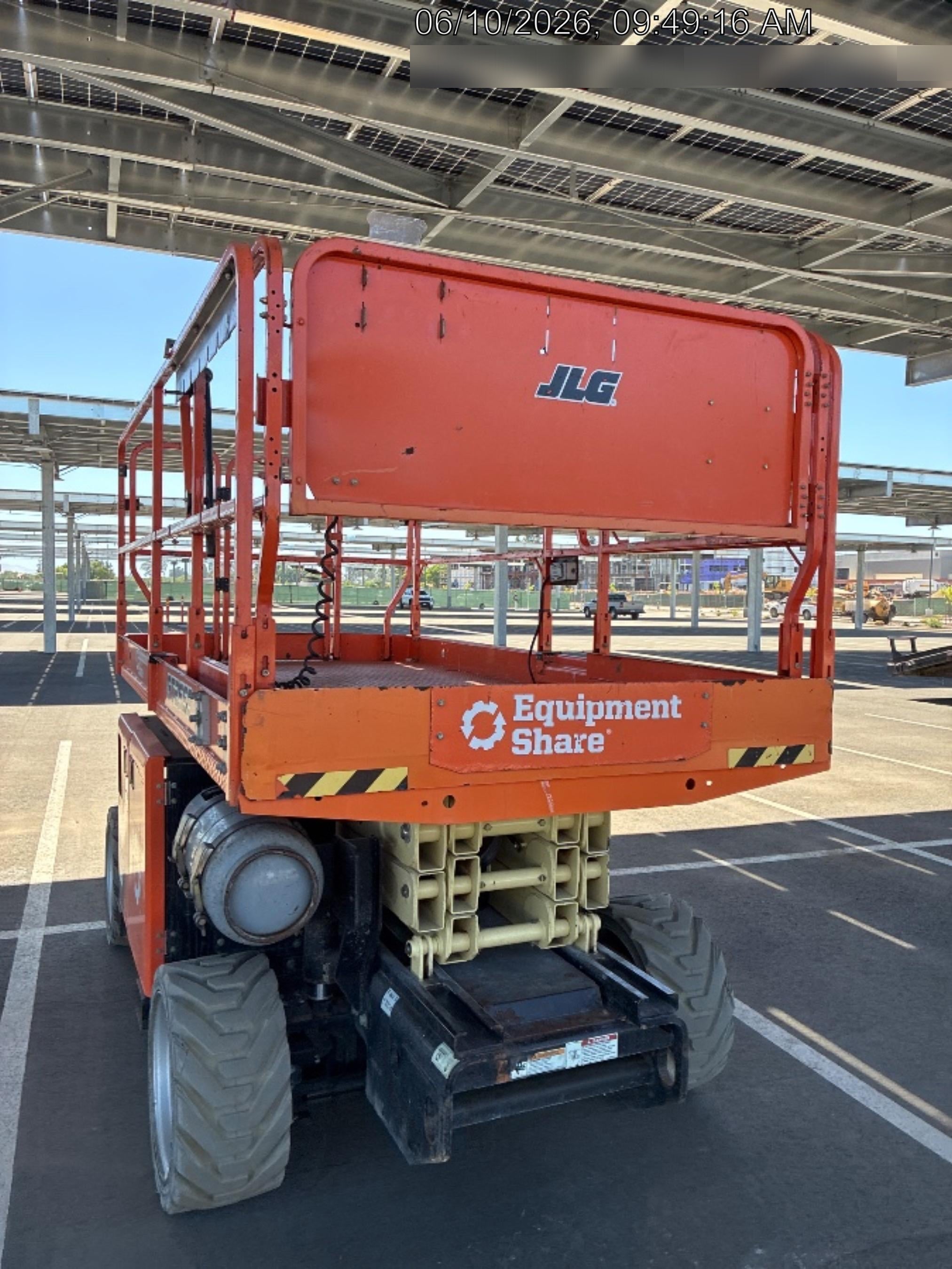 2022 JLG RT2669