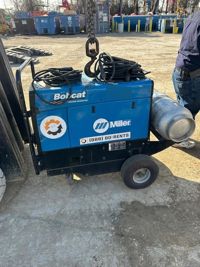 2019 Miller Electric BOBCAT 250 LP/Propane, Running Gear, Tank Bracket, Hose