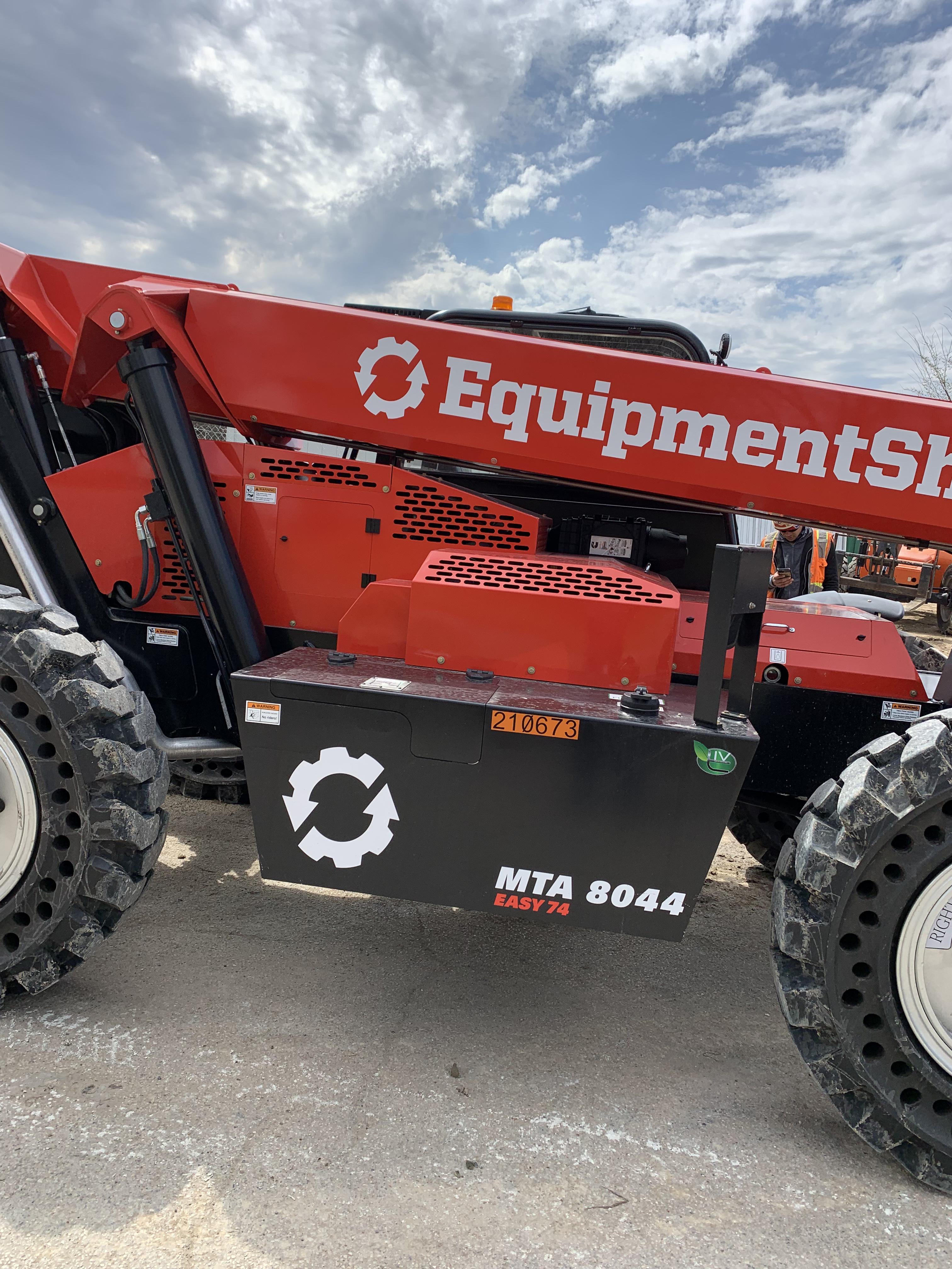2022 MANITOU MTA8044