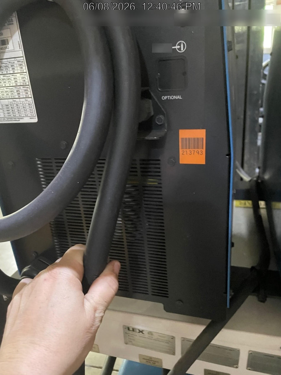 2021 MILLER ELECTRIC XMT 350