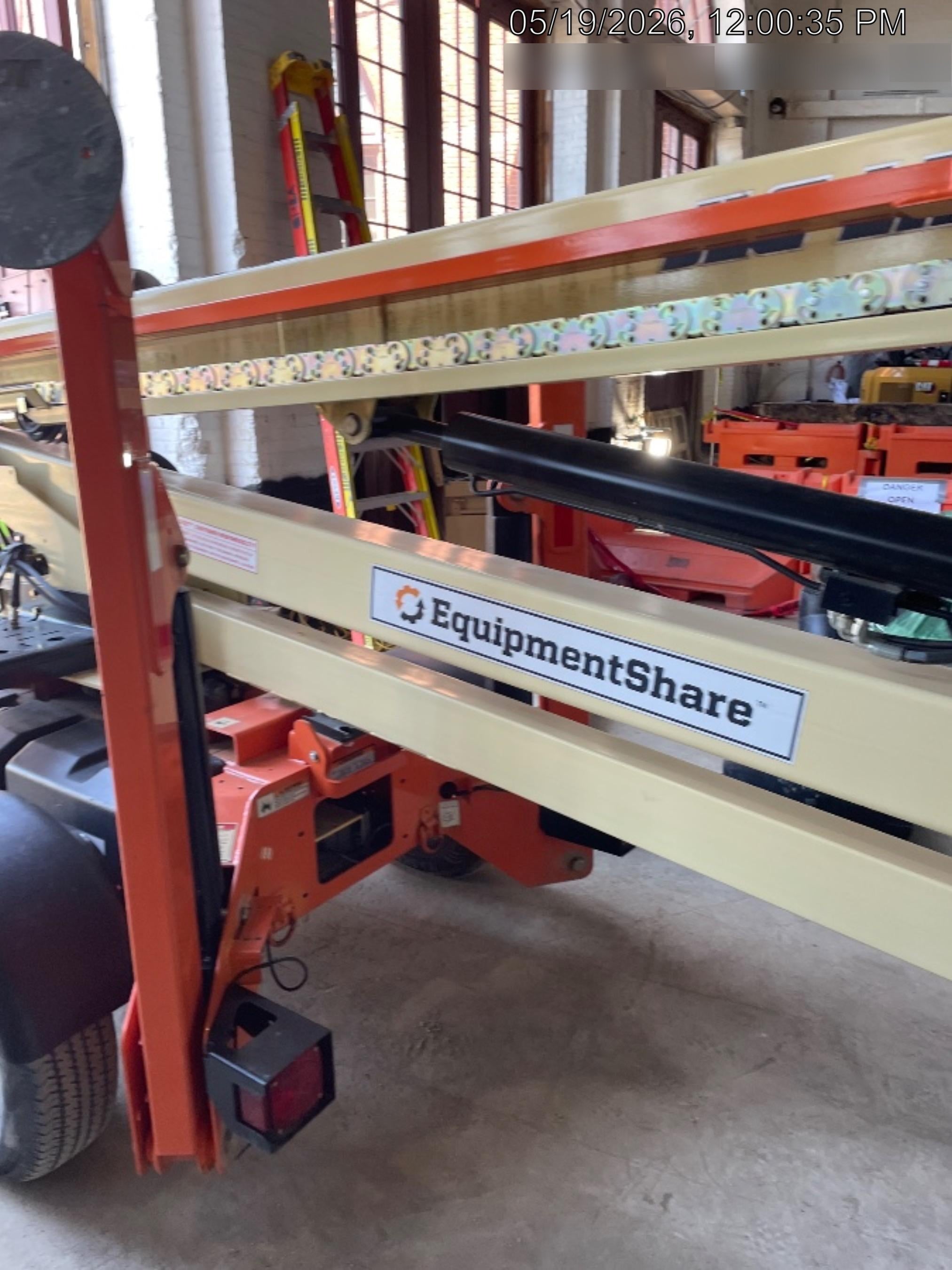 2022 JLG T500J