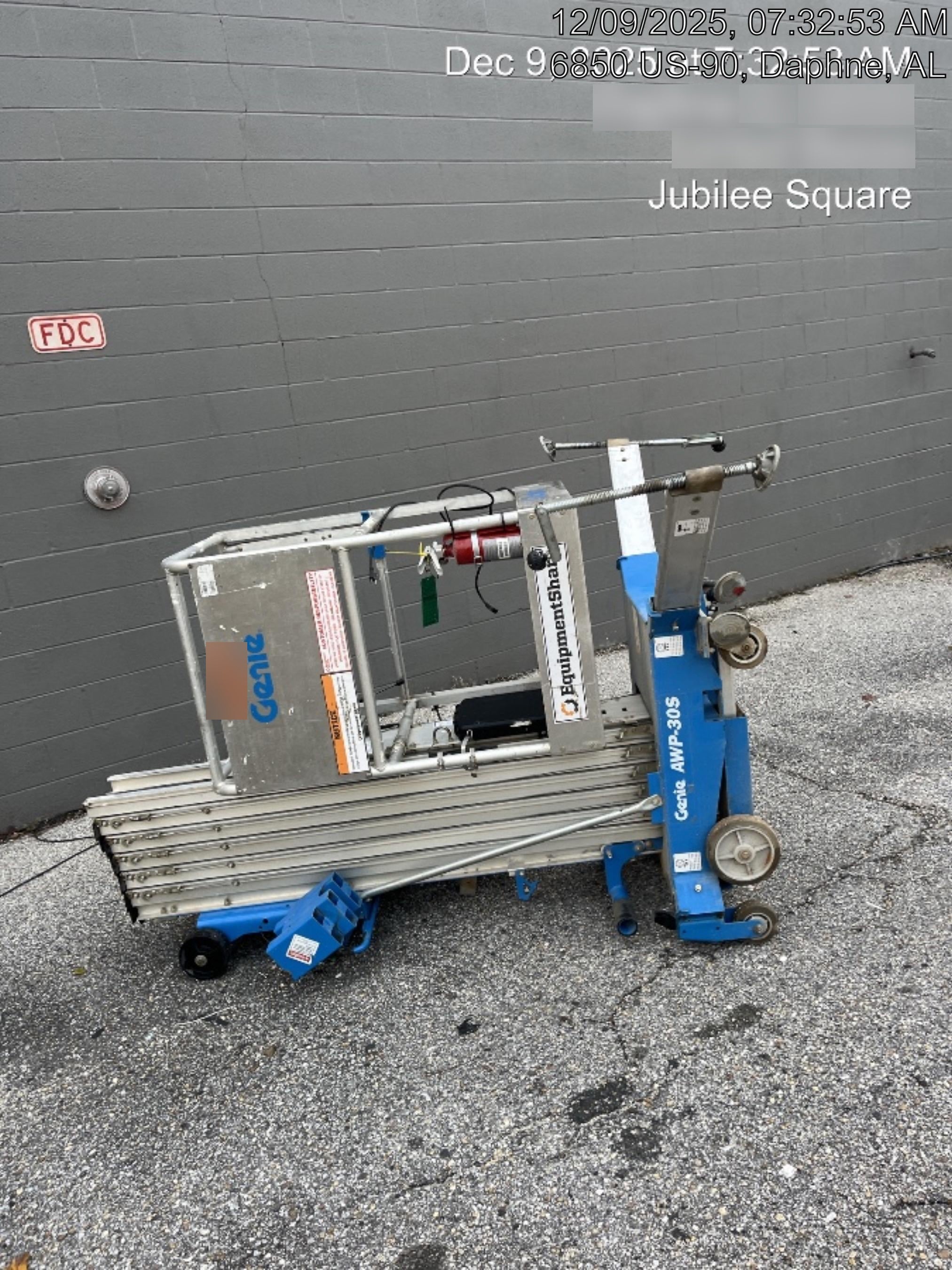 2019 GENIE AWP-30S