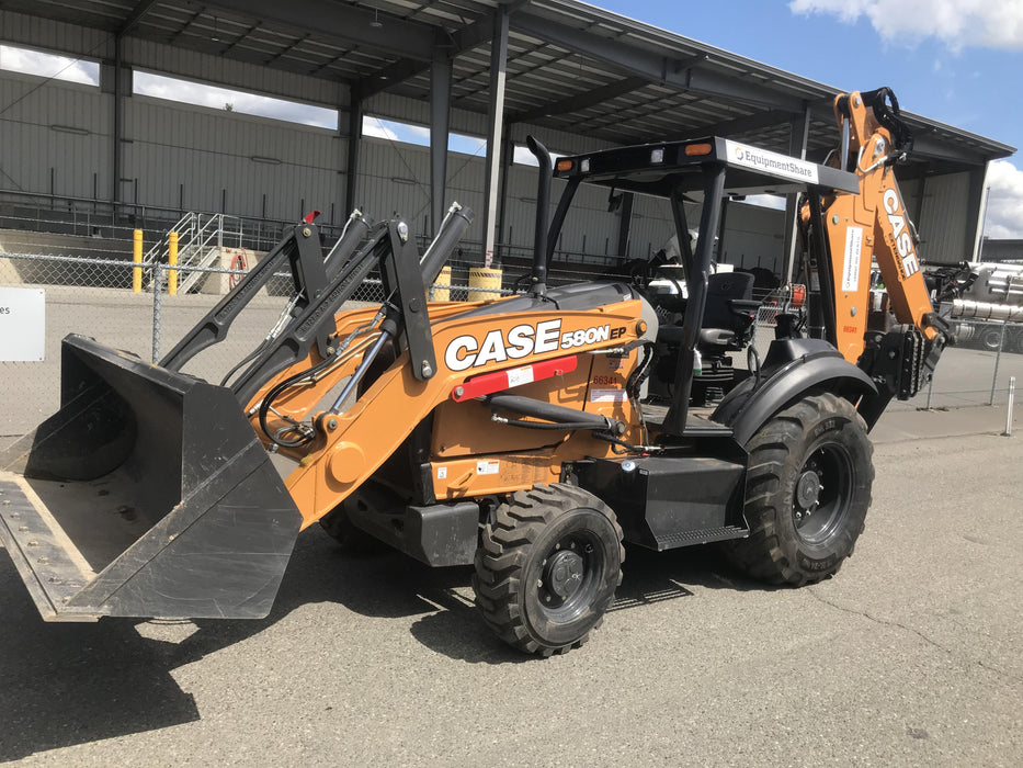 2020 CASE 580N EP - Extendable Backhoe