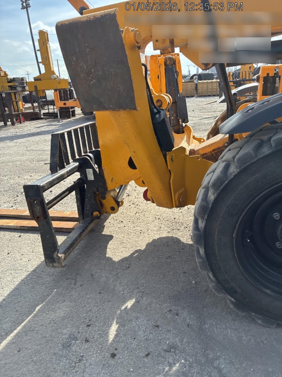 2024 JCB 512-56