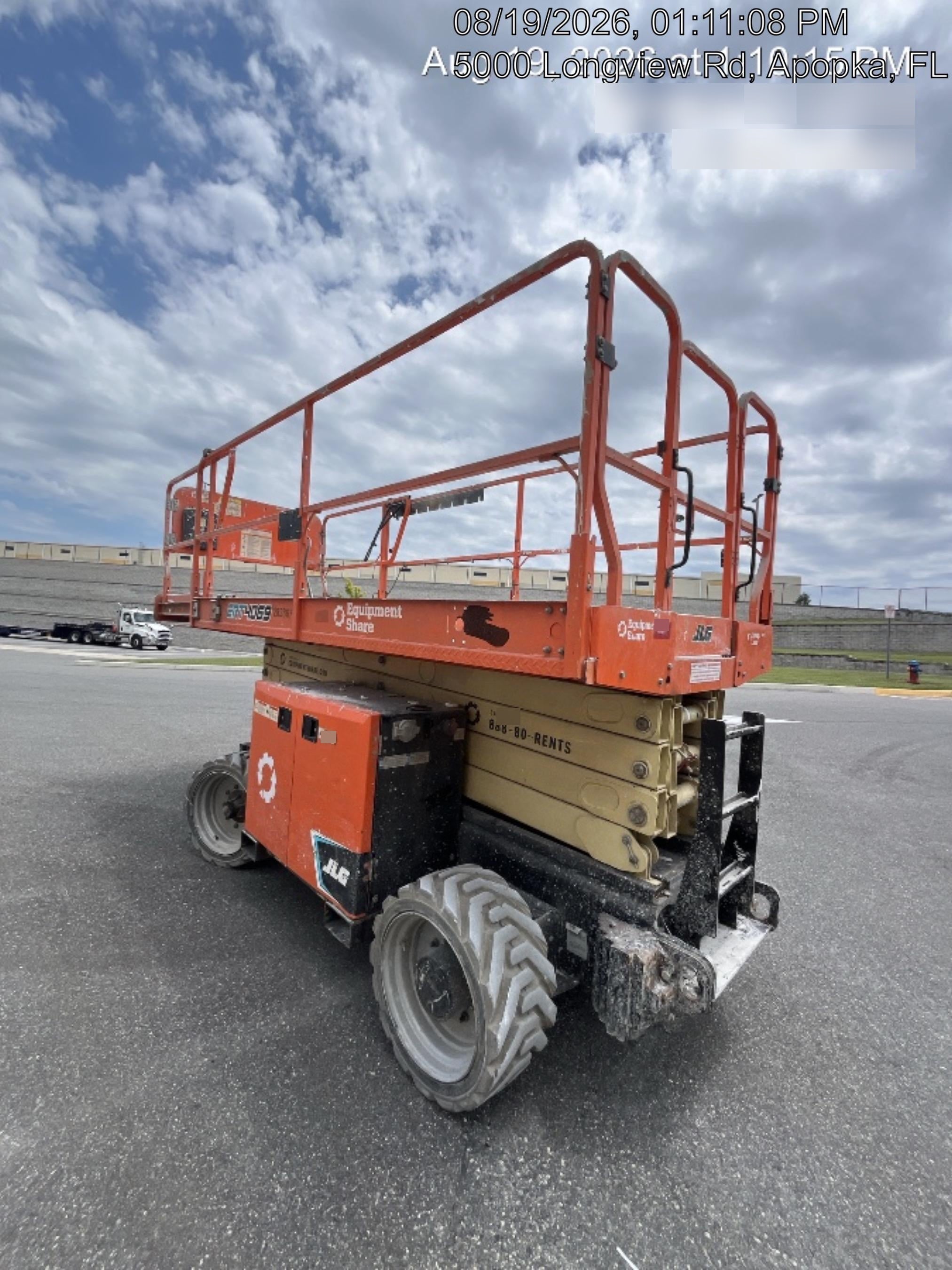 2022 JLG ERT4069
