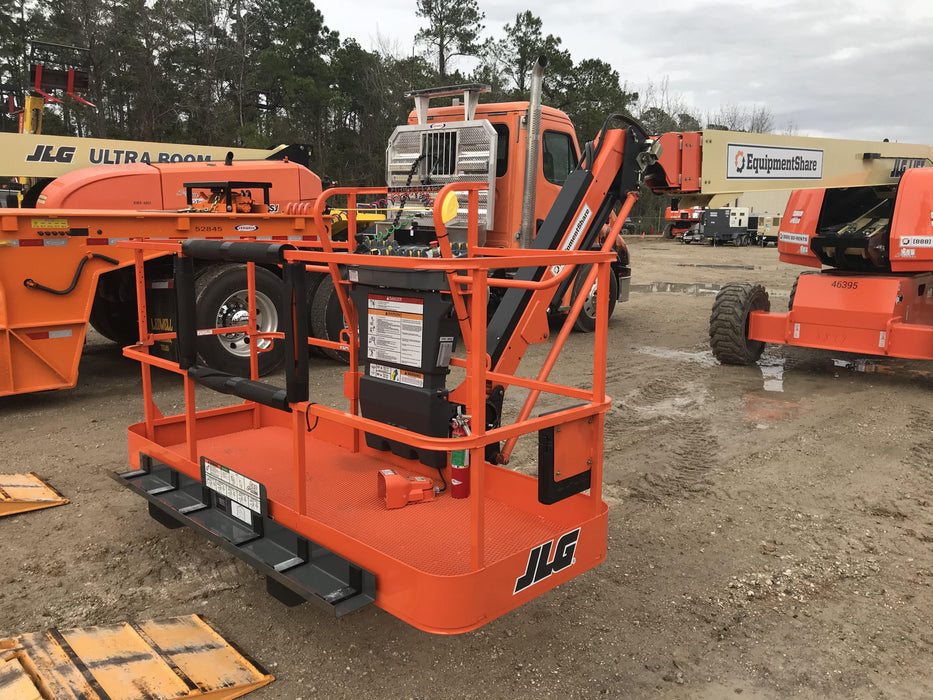 2019 JLG 660SJ