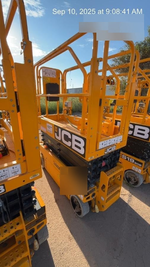 2023 JCB S1930E
