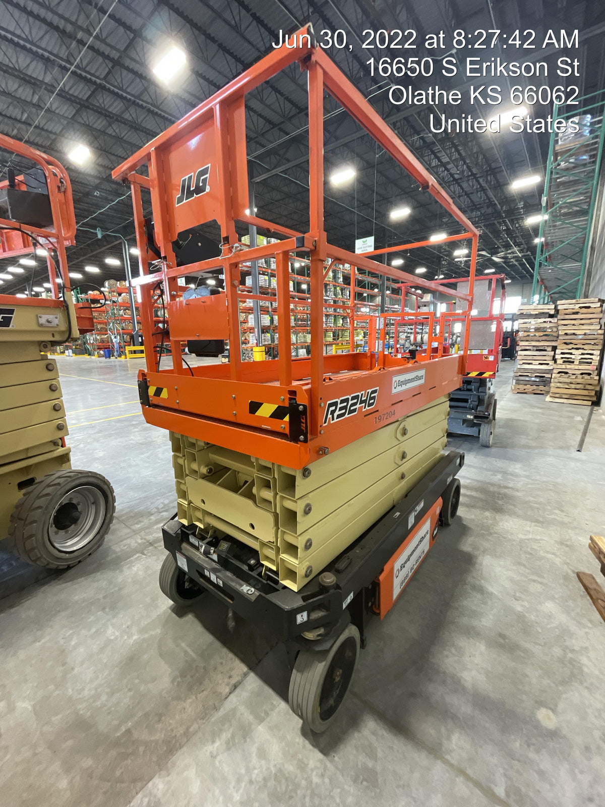 2022 JLG R3246