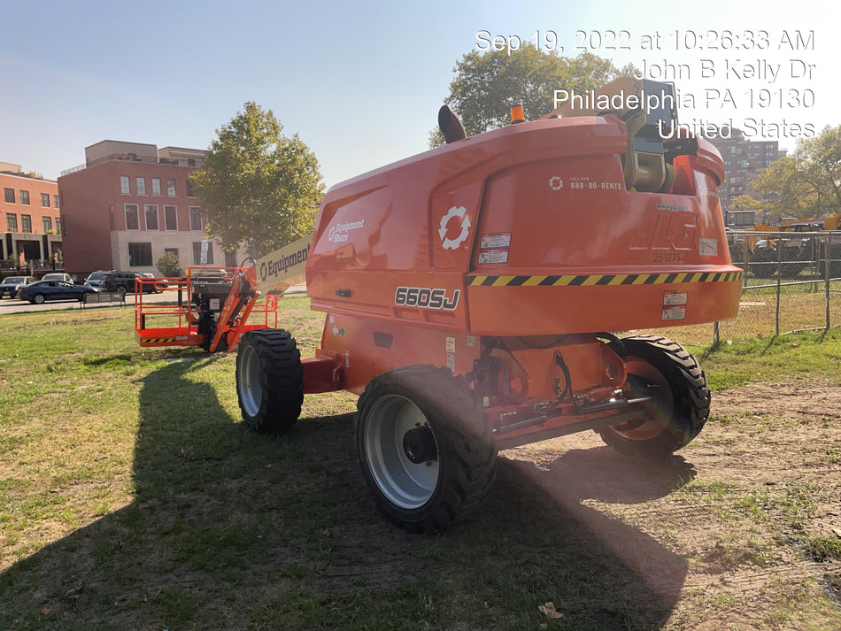 2022 JLG 660SJ