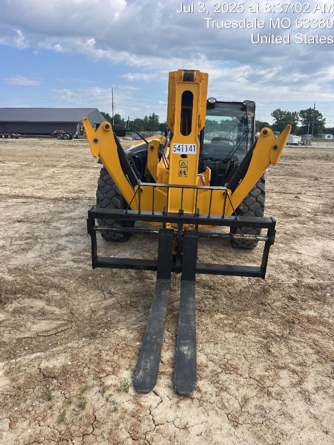 2025 JCB 512-56