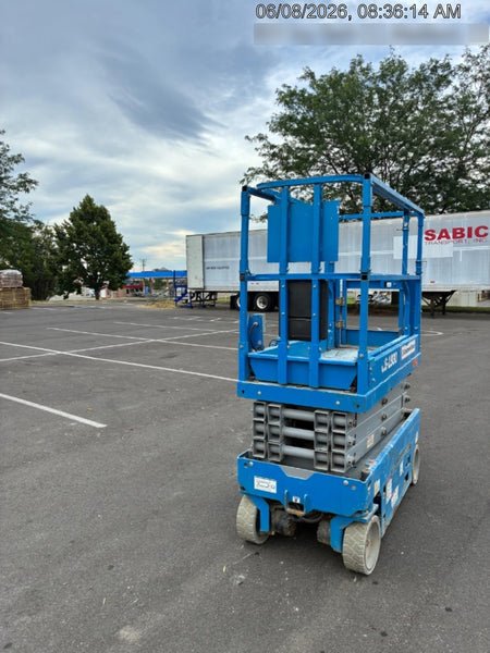 2020 Genie GS-1930 Solid Non Marking Tires, Beacon, Folding rails with half height swing gate