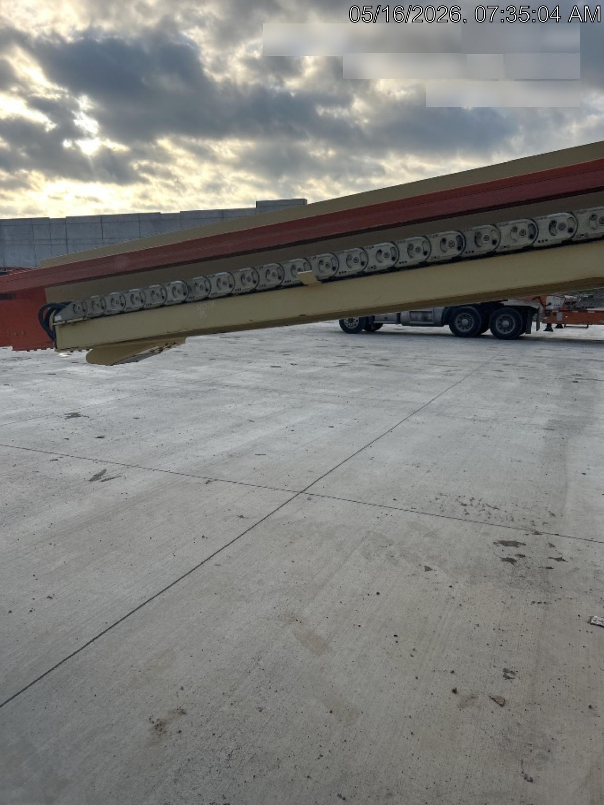 2016 JLG 660SJ
