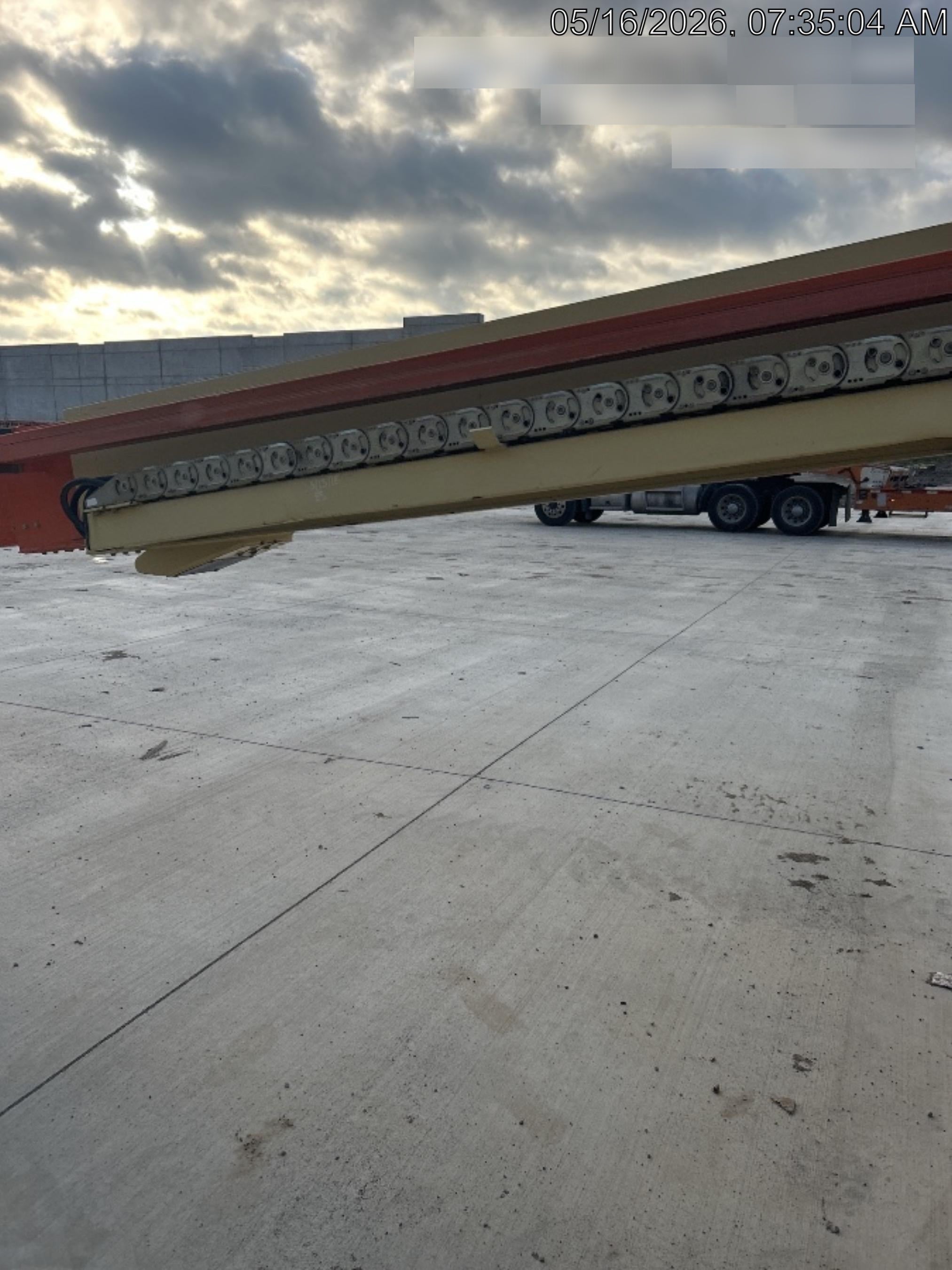 2016 JLG 660SJ