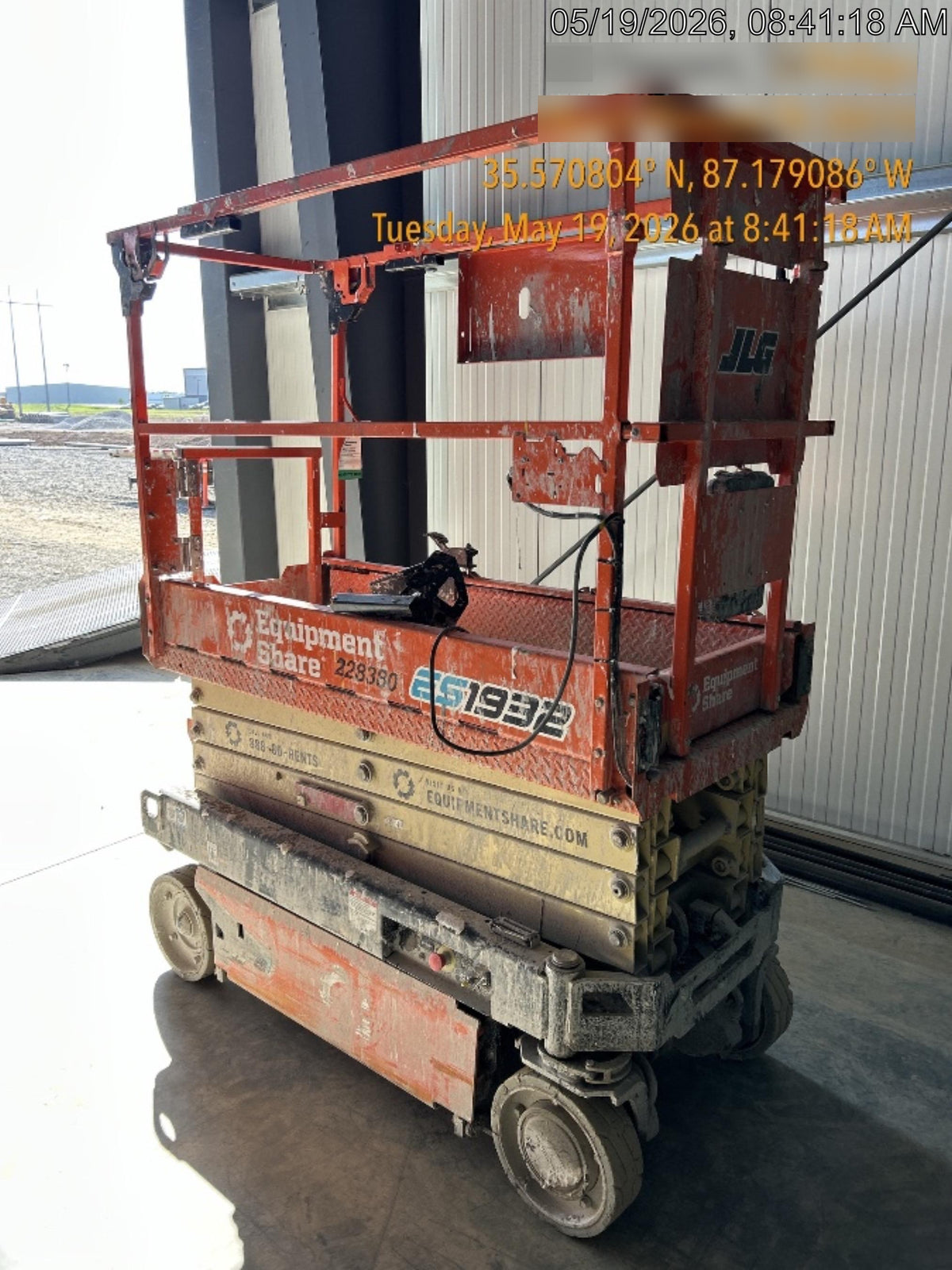 2022 JLG ES1932