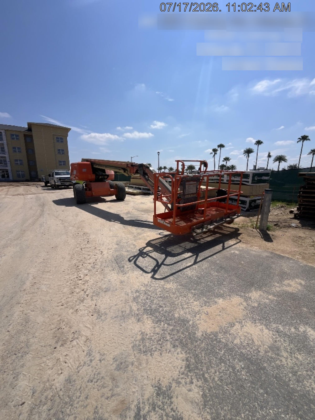 2020 JLG 660SJ