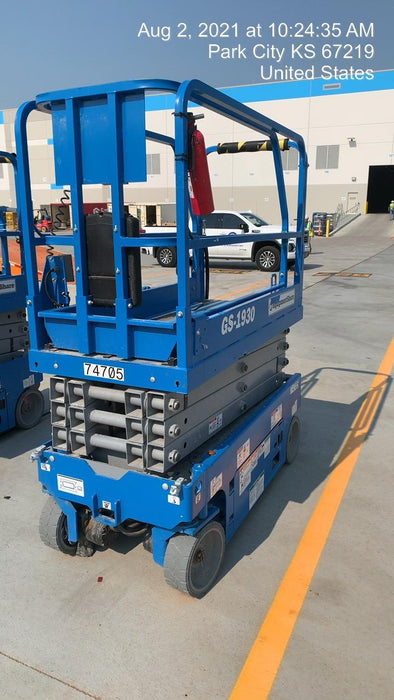 2020 Genie GS-1930 Fixed rails with chain entry gate - Pre A92.20