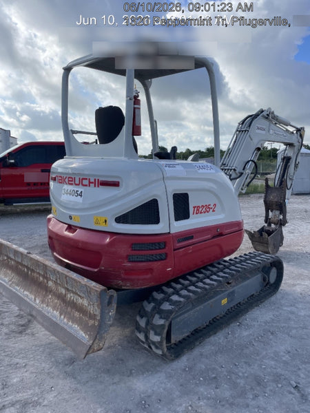 2023 TAKEUCHI TB235-2R