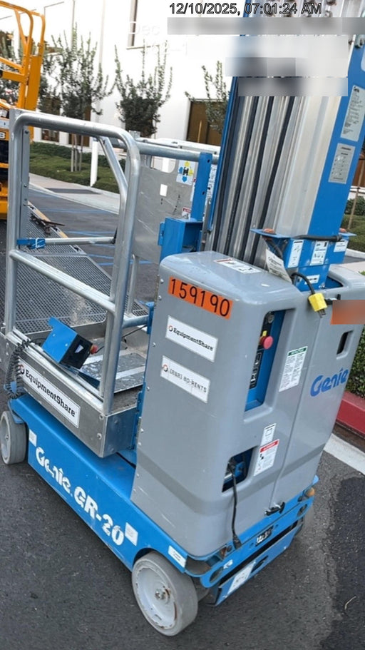 2021 GENIE GR-20
