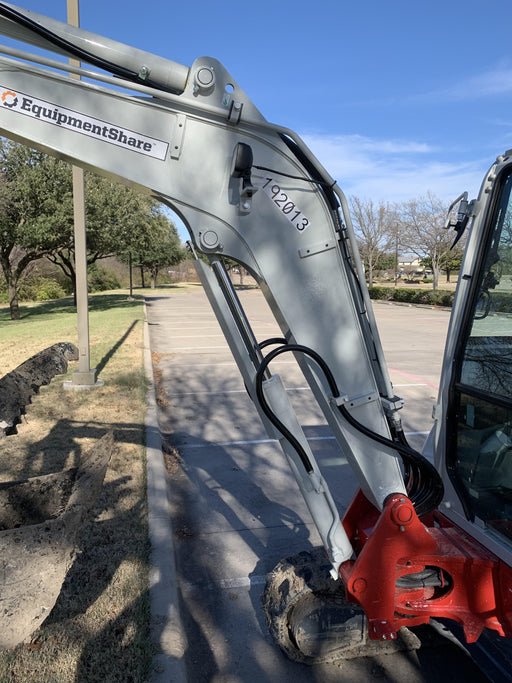 2021 TAKEUCHI TB235-2CR