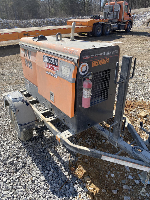 2021 Lincoln Electric Vantage 322 Vantage 322 Ready Pak 3 w/ Decals, ORANGE (includes trailer, cable rack, fender light kit) NO Telematics